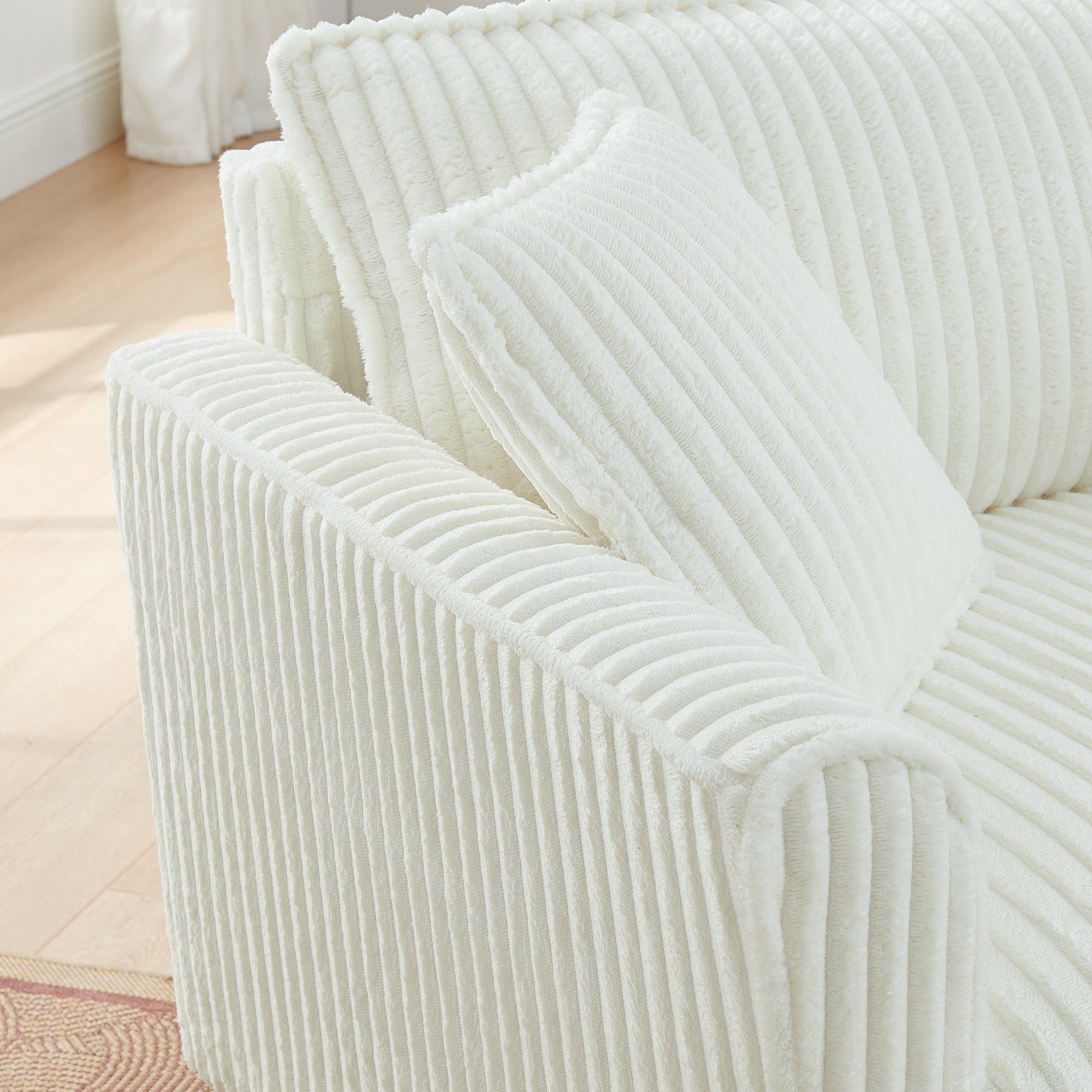 Lazy sofa chair, comfortable single-person sofa chair, with a backrest and soft seat cushion, having armrests on both sides, suitable for living room and bedroom - Beige
