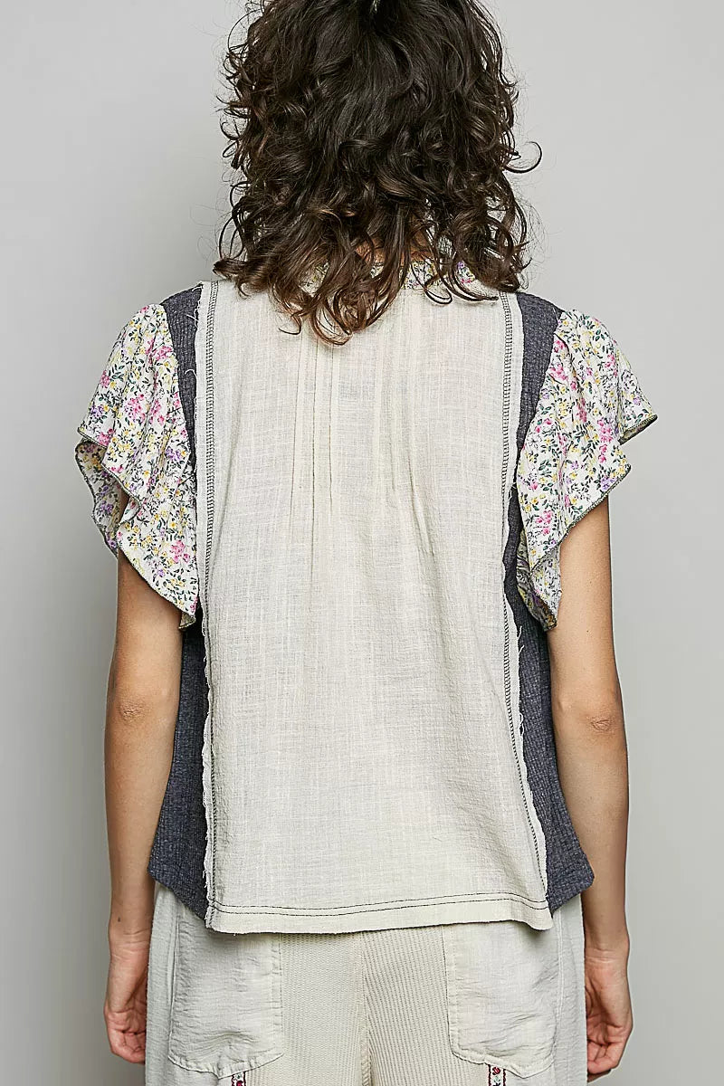POL V-Neck Floral Ruffle Sleeve Blouse