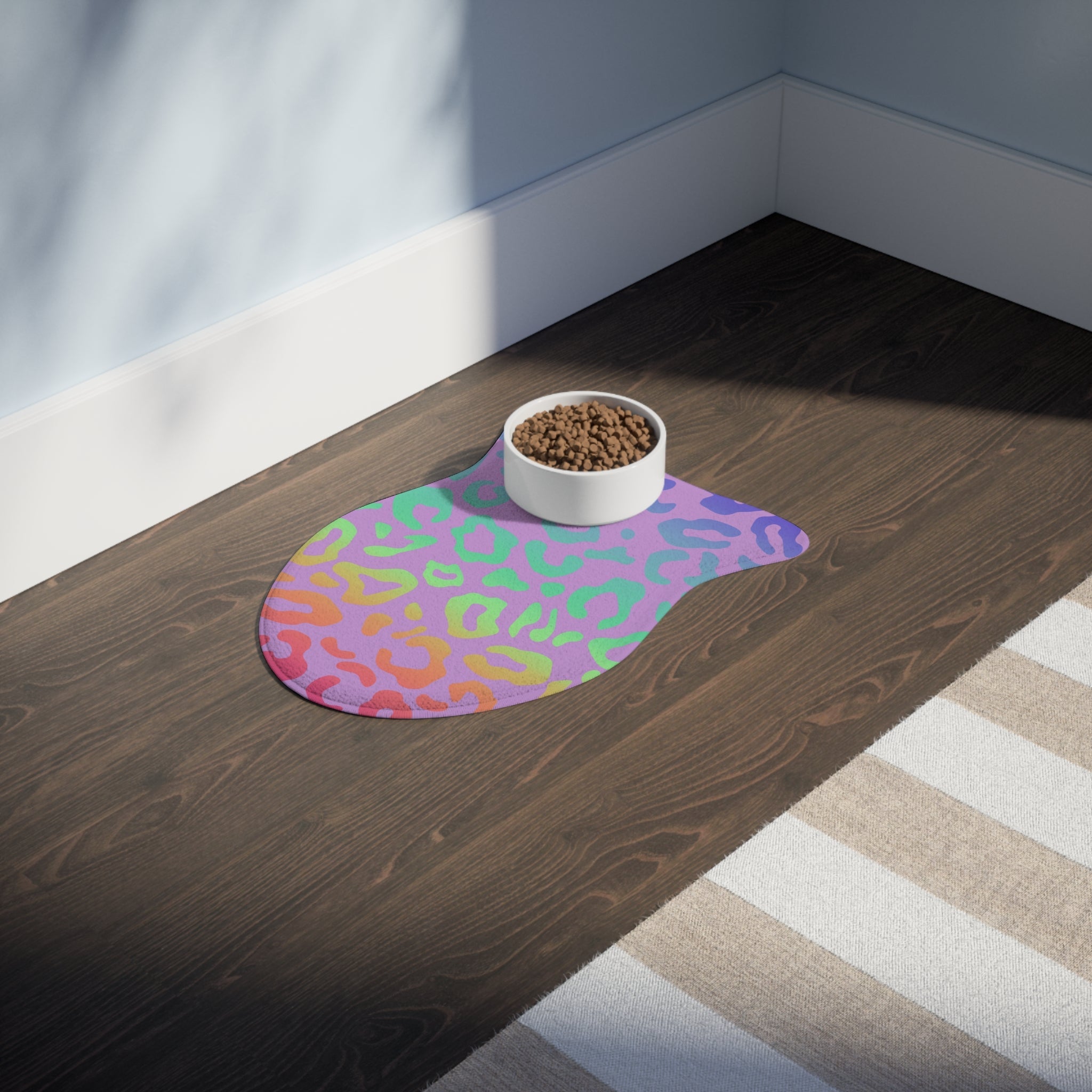 Bespattered Facade Bright Leopard Pet Feeding Mats (3 Shapes)