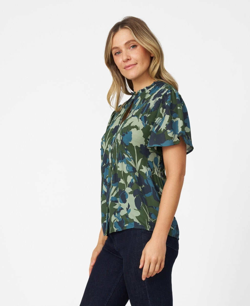 Cable and Gauge Womens Flutter Sleeve Pleated Top, small