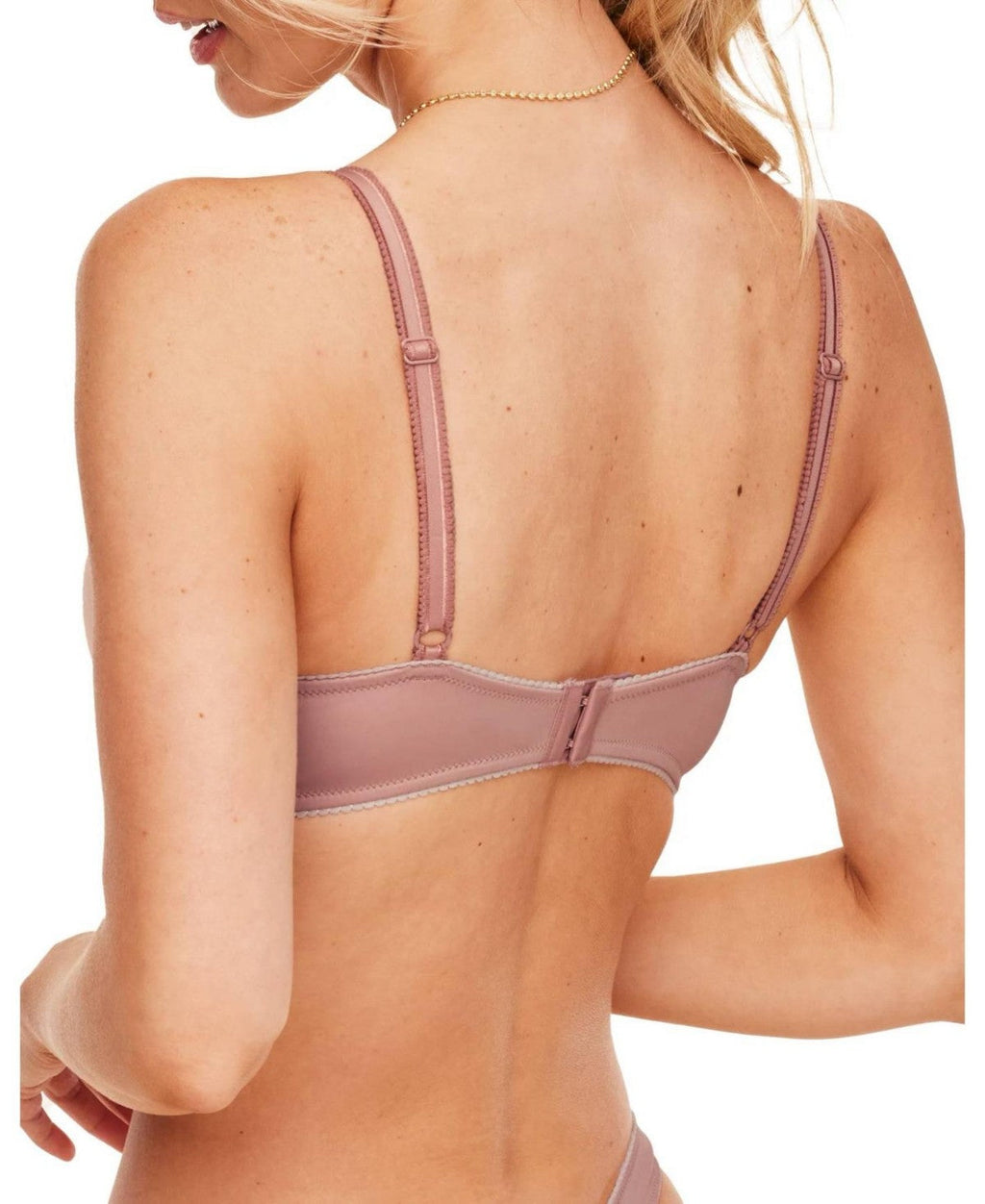 Adore Me Womens Jeannette Push Up Demi Bra