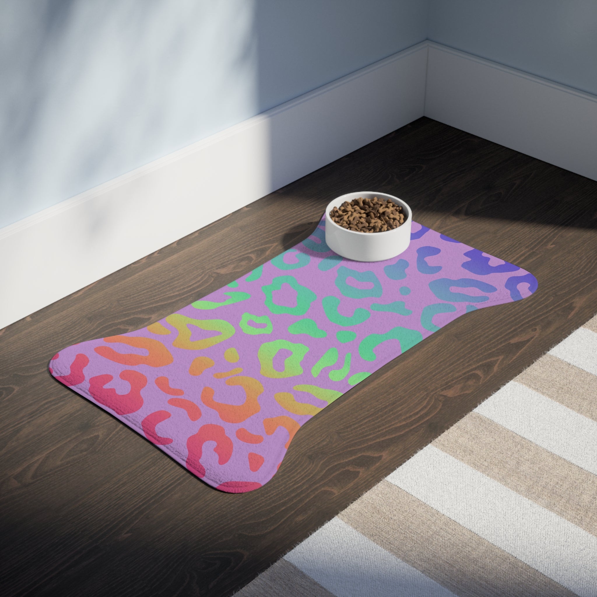 Bespattered Facade Bright Leopard Pet Feeding Mats (3 Shapes)