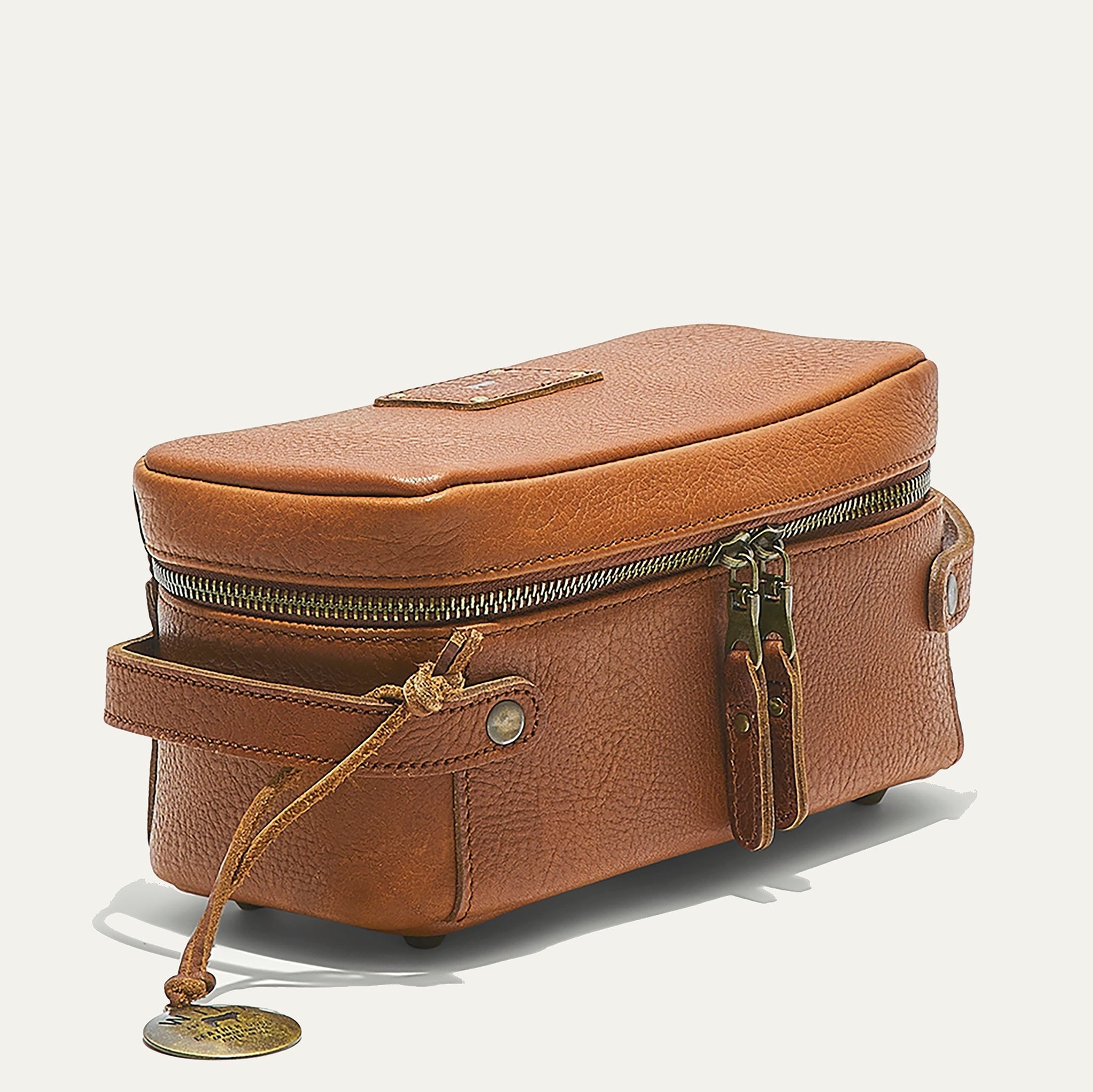 Desmond Travel Kit