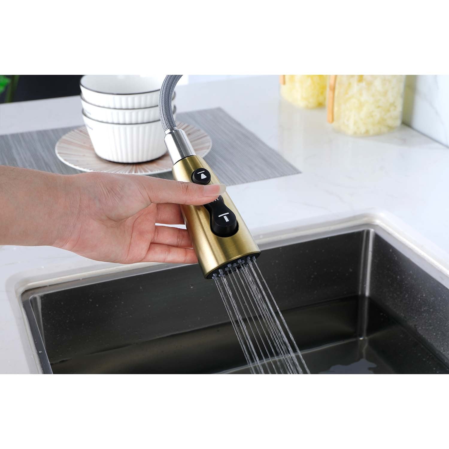 Single Handle Stainless Steel Kitchen Sink Faucet with Pull Down Sprayer