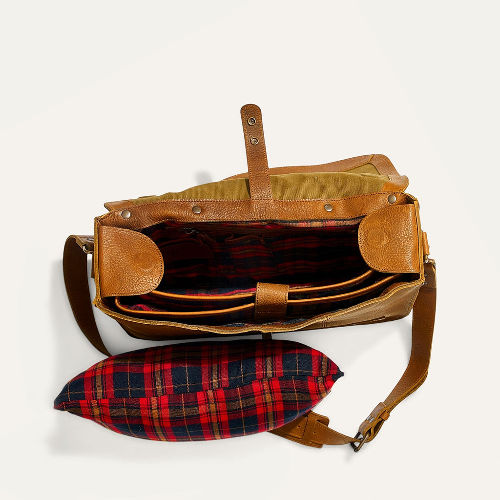 Kent Leather Messenger
