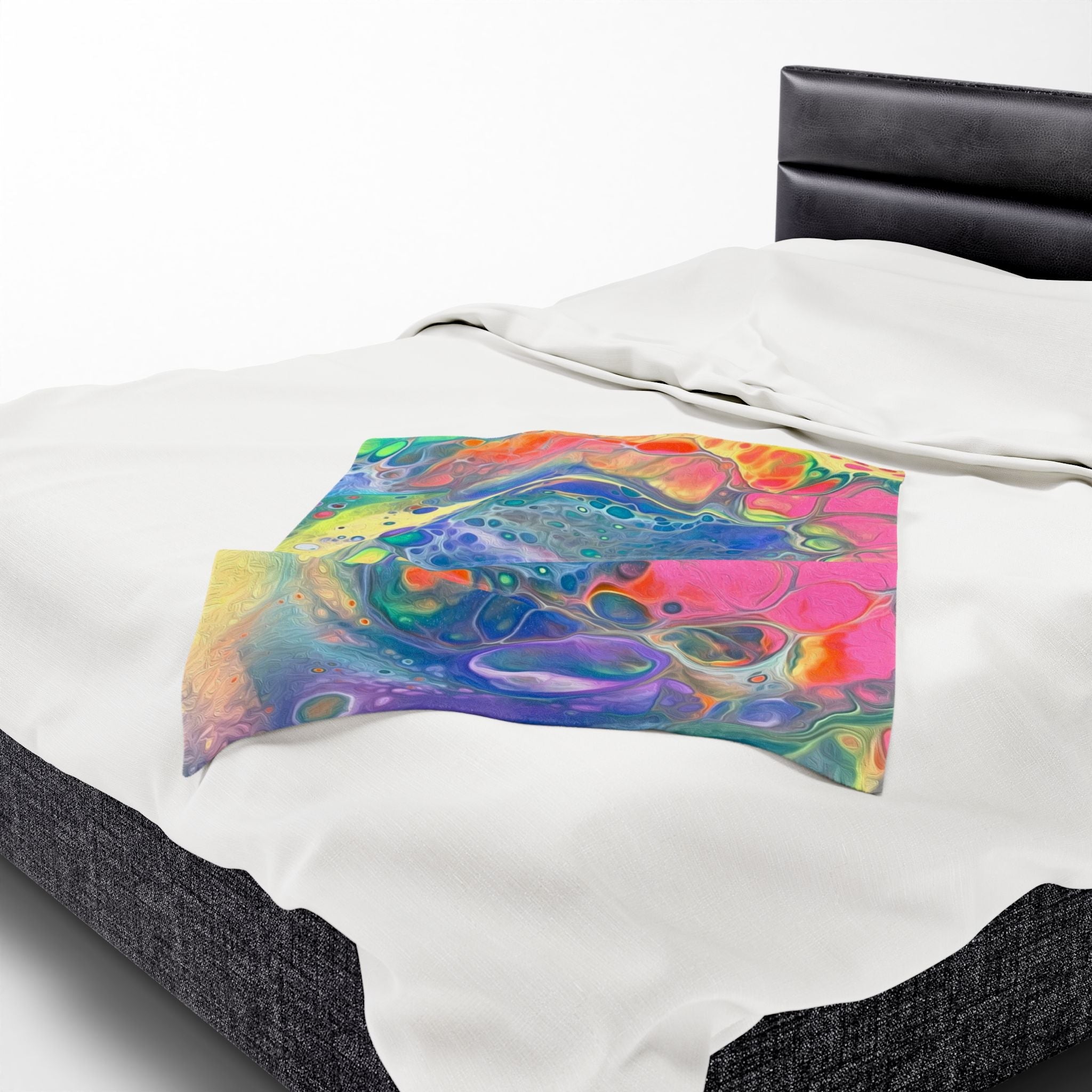 Bespattered Facade Unicorn Velveteen Plush Blanket | 3 Sizes