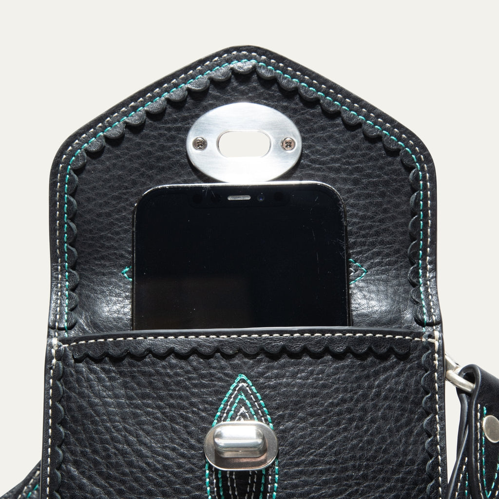 LASSO PHONE CROSSBODY