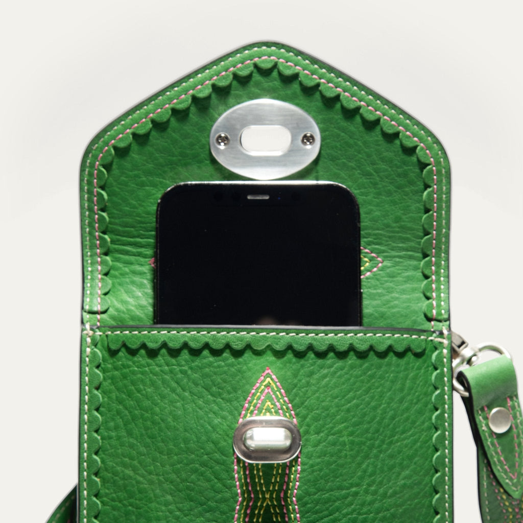 LASSO PHONE CROSSBODY