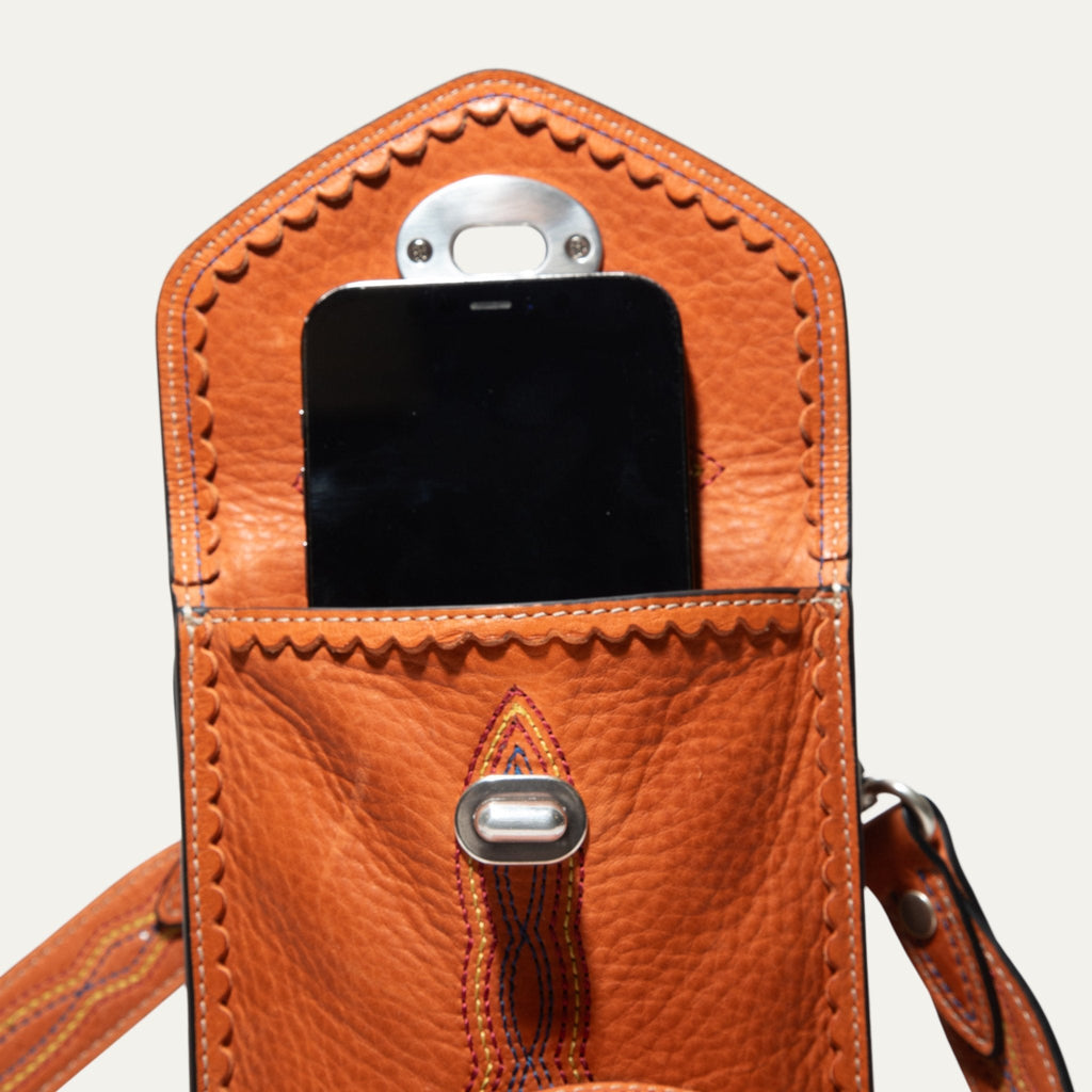 LASSO PHONE CROSSBODY