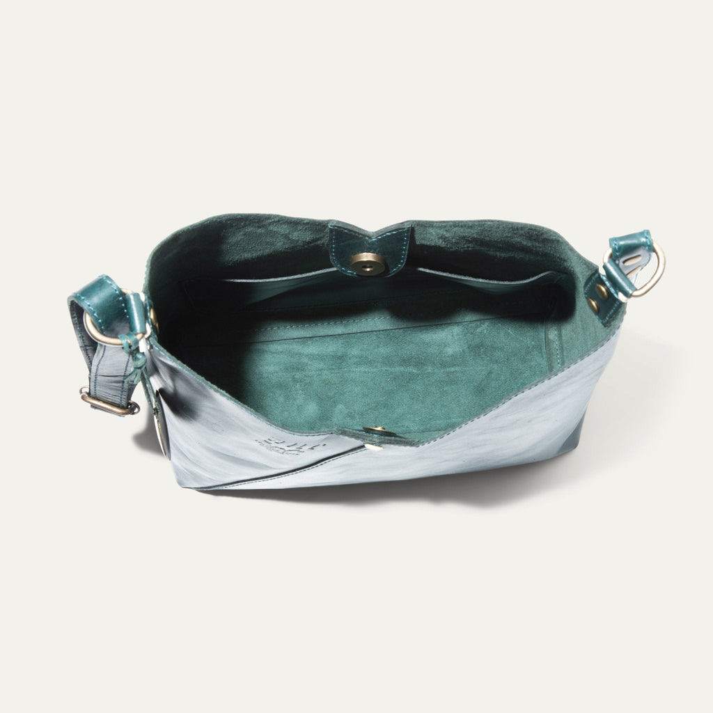 Simple Mini "V" Hobo