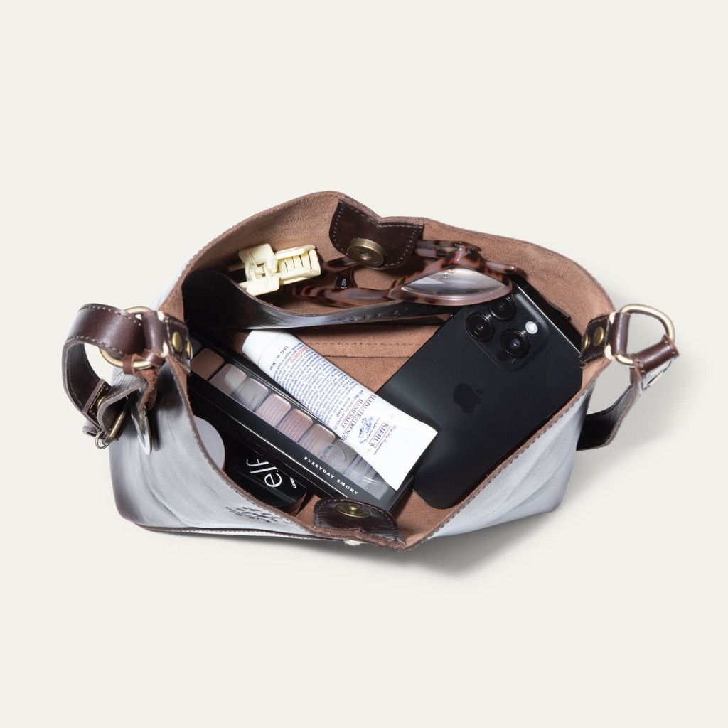 Simple Mini "V" Hobo