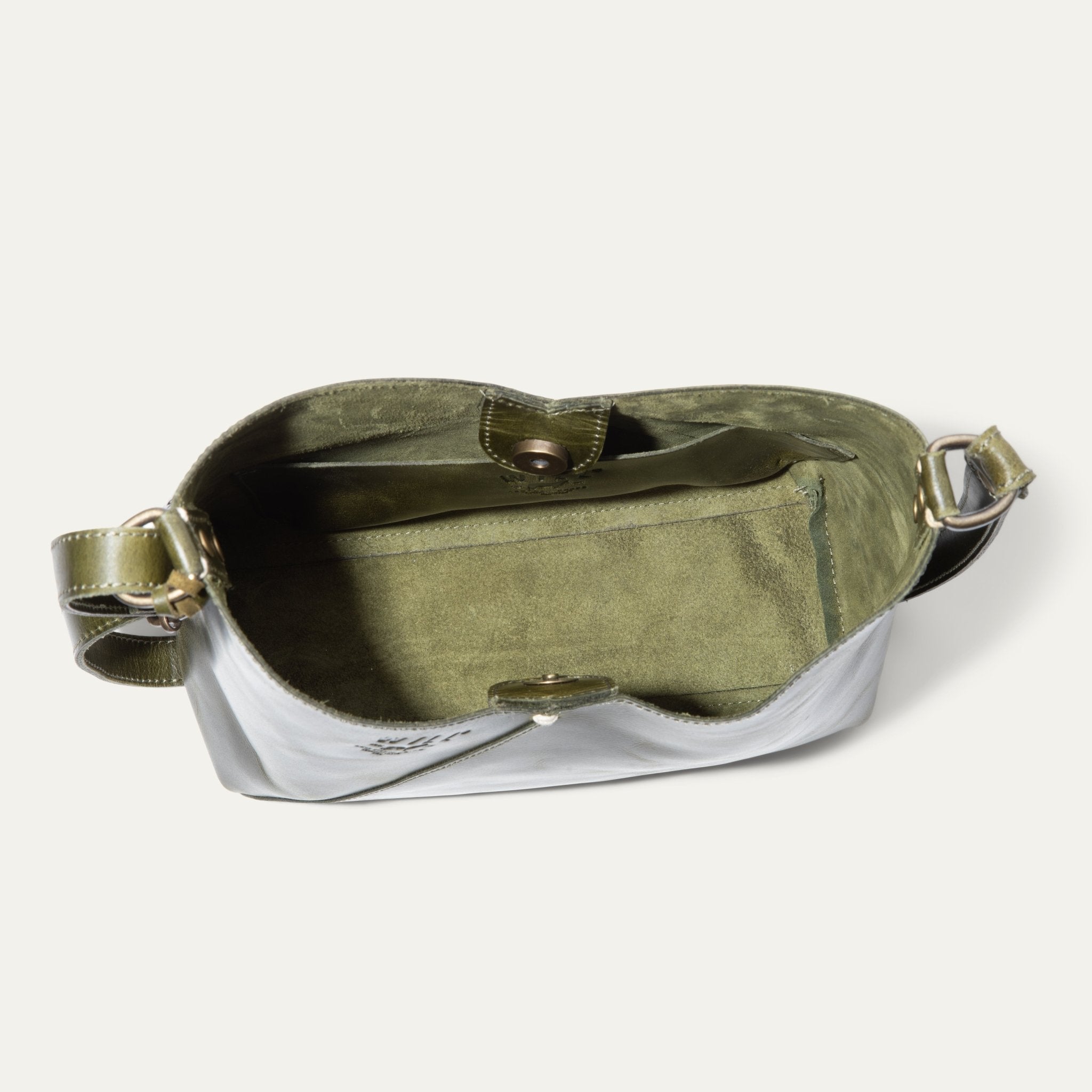 Simple Mini "V" Hobo