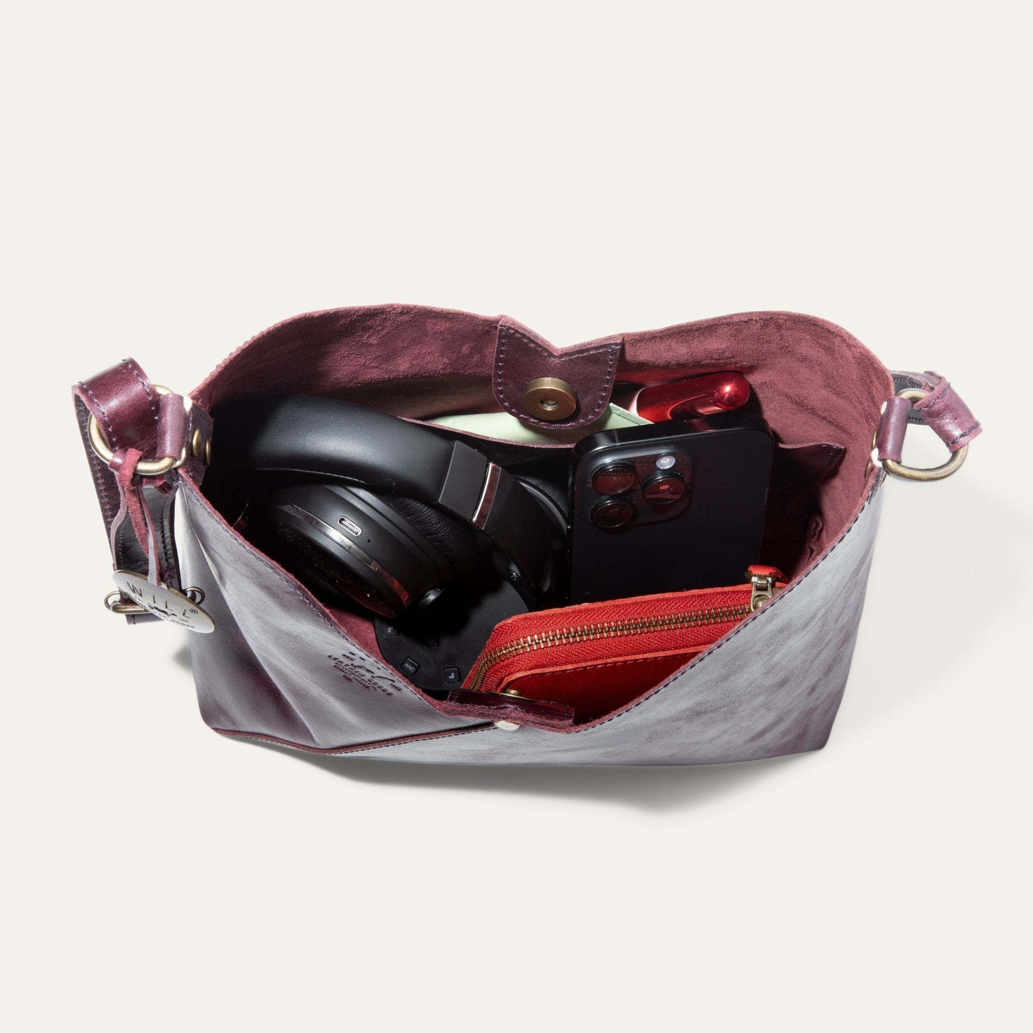 Simple Mini "V" Hobo
