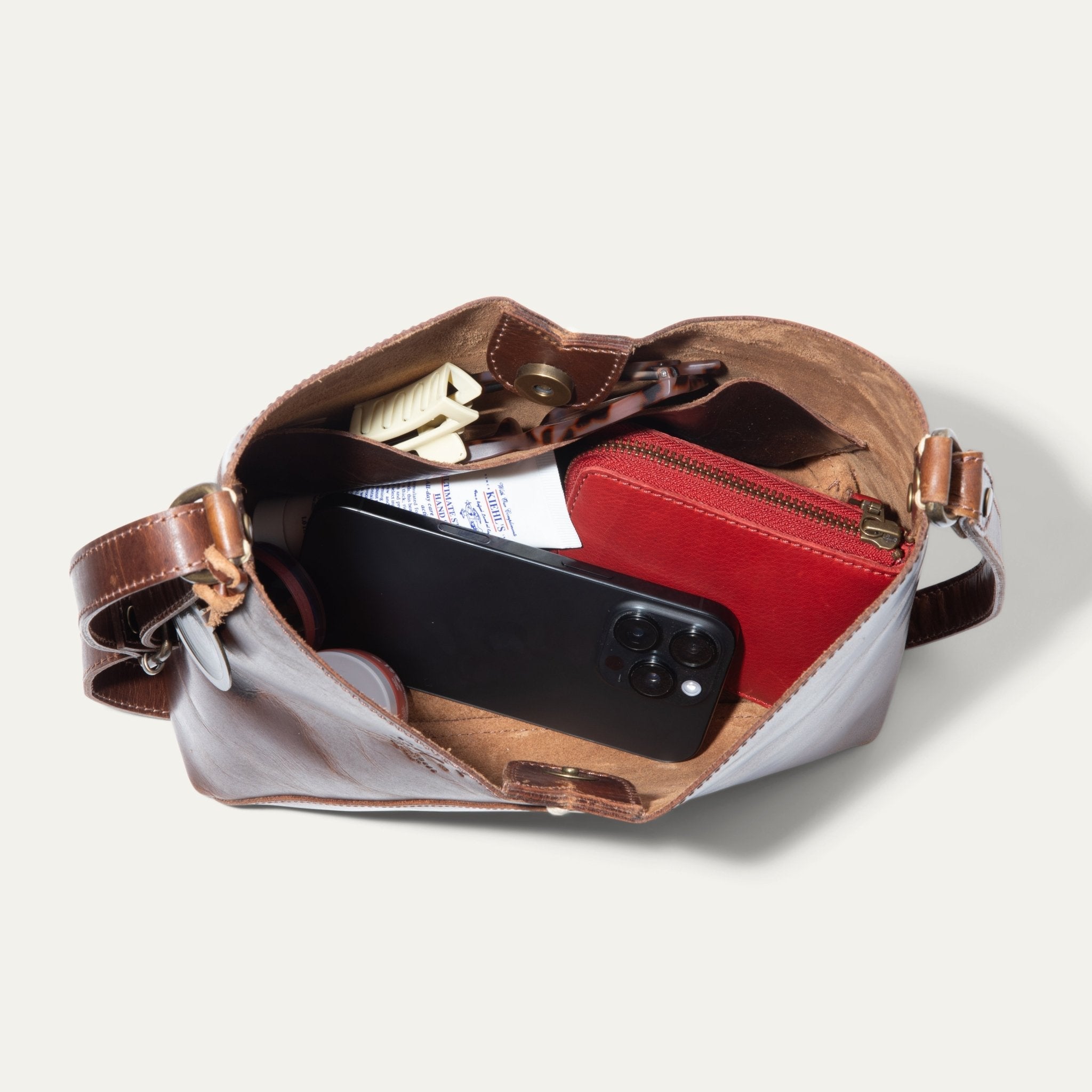 Simple Mini "V" Hobo