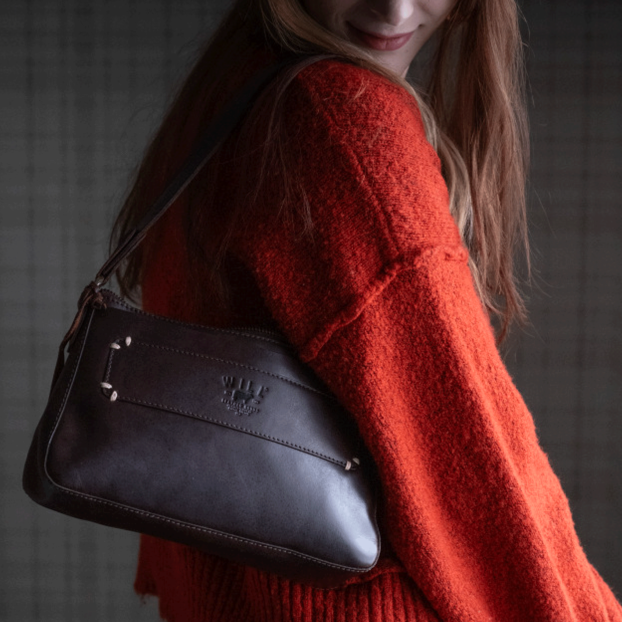 Simple Mini Top Zip Shoulder