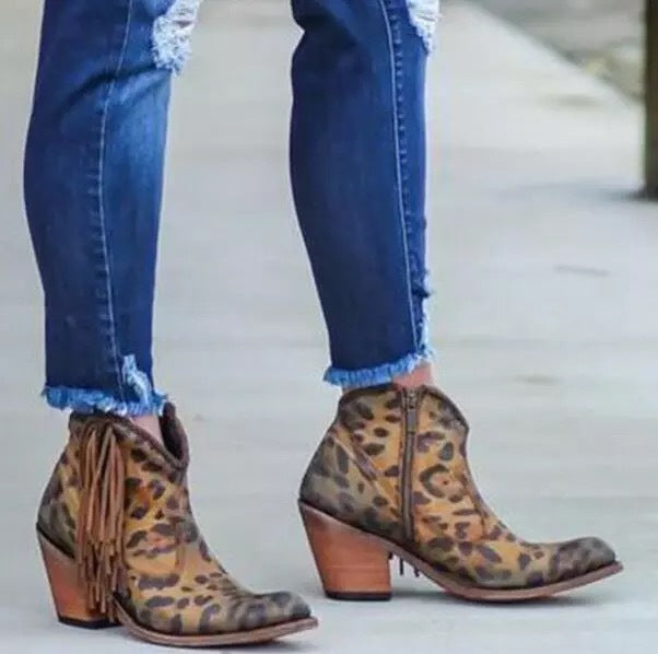 2019 New Chunky Heel Ankle Boots with Leopard Print