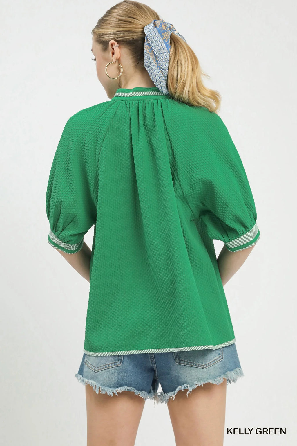 Umgee Textured Jacquard Contrast Trim Top