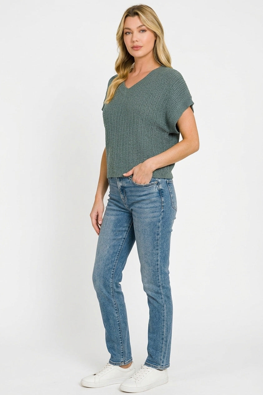 Zenana Textured Knit V-Neck Cropped Sweater