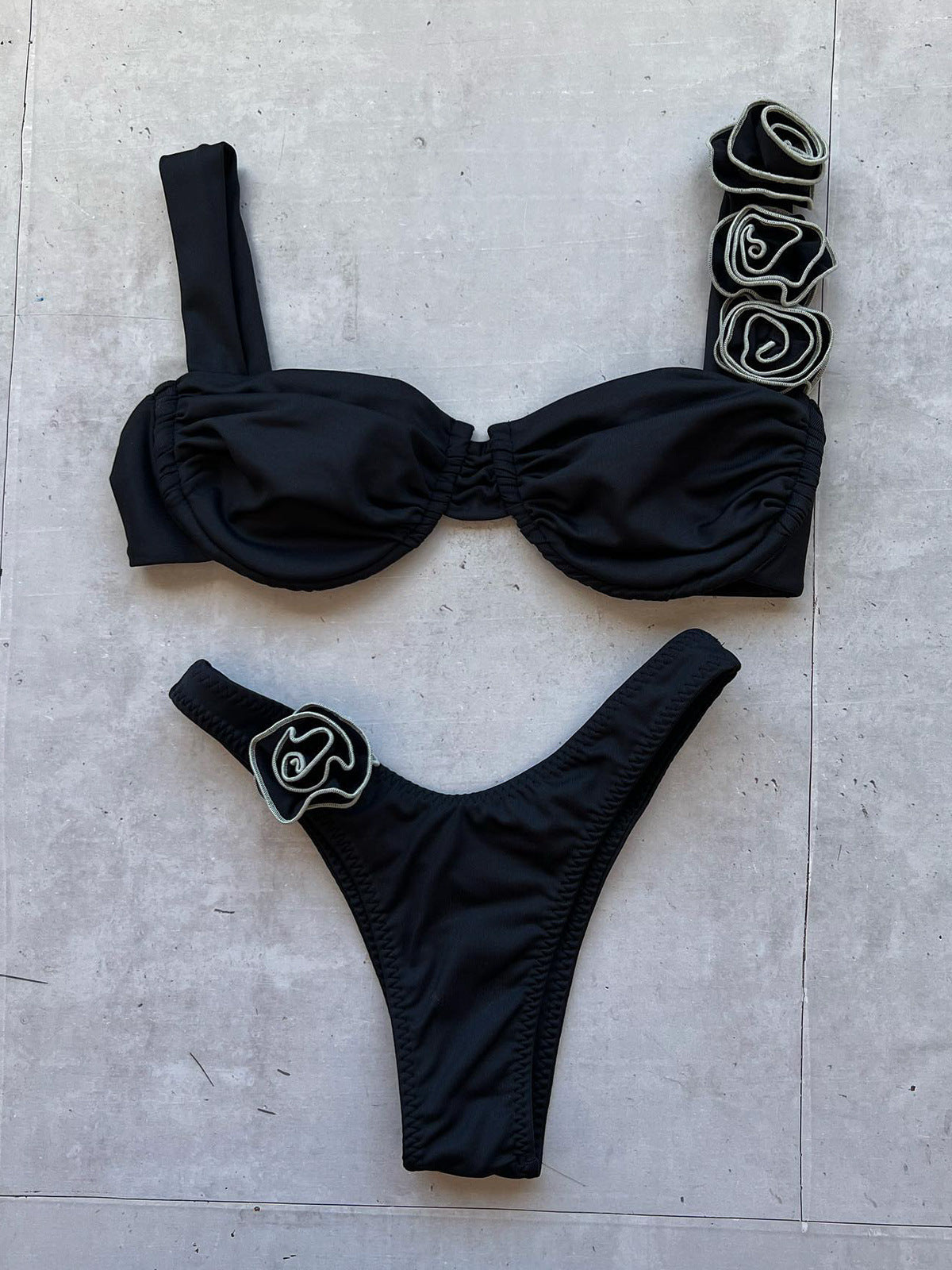 2023 New Women's Bikini with Floral Design
