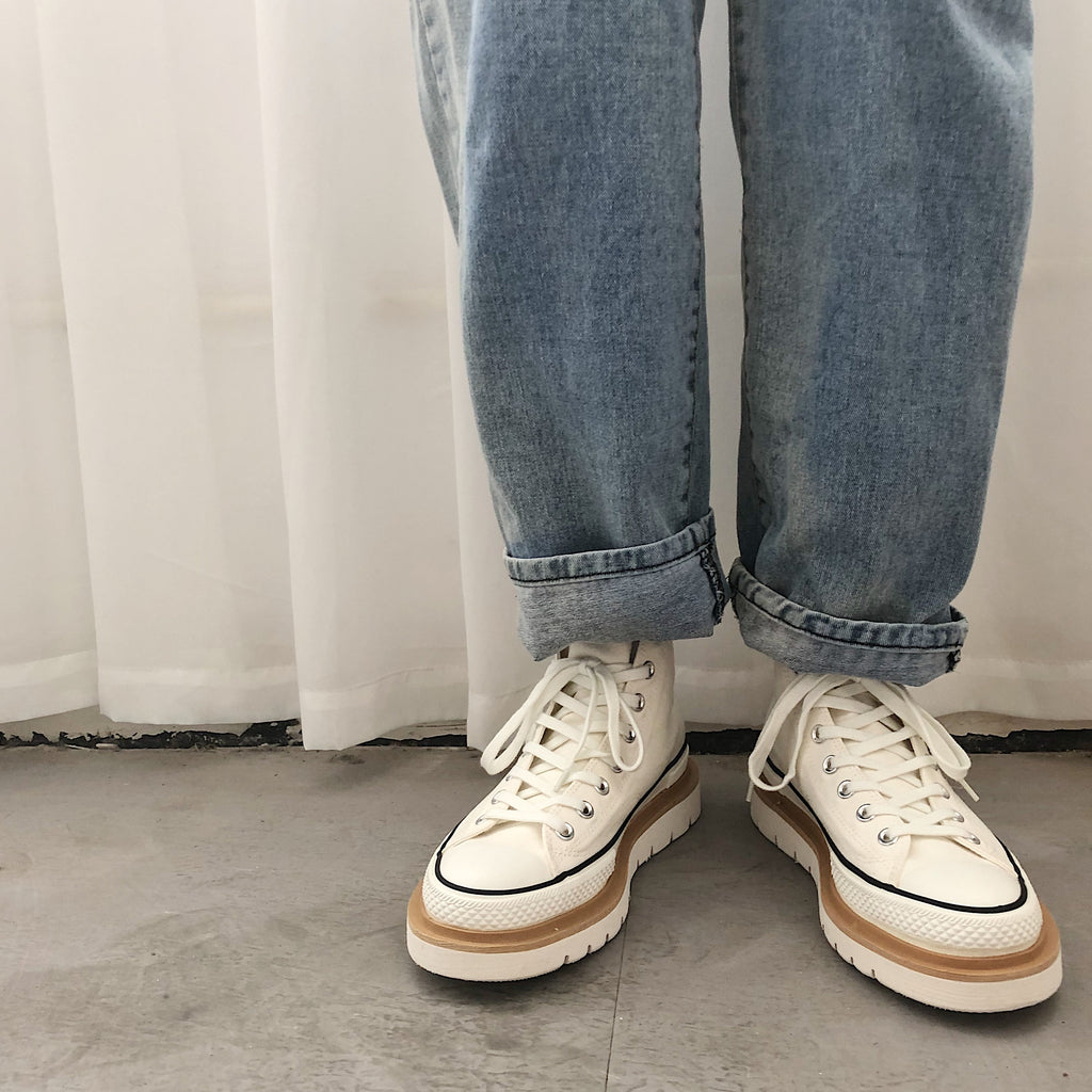 New Couple High-Top Casual Canvas Shoes (Black & White)