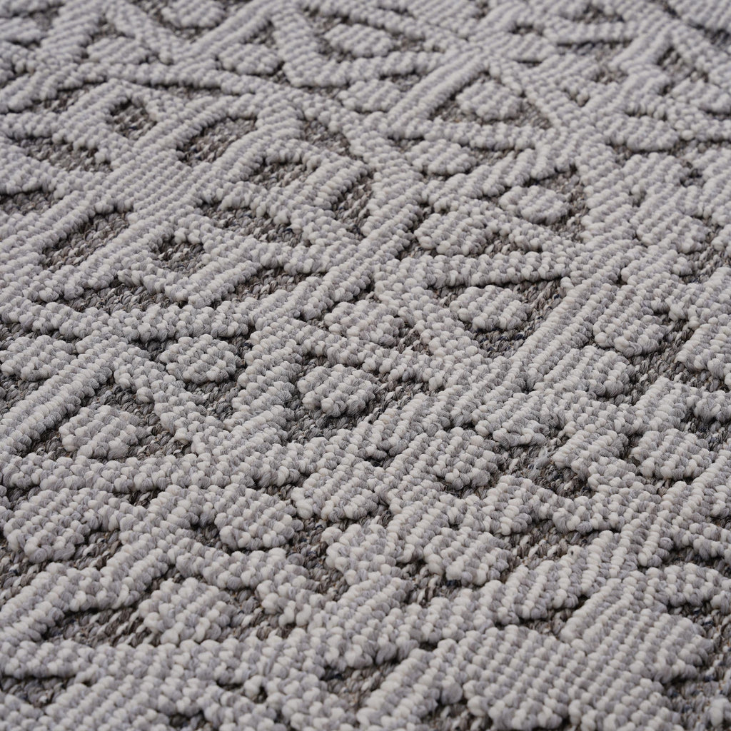 NAAR Guros Collection 8X10 Gray / White / Medallion Indoor / Outdoor Area Rug