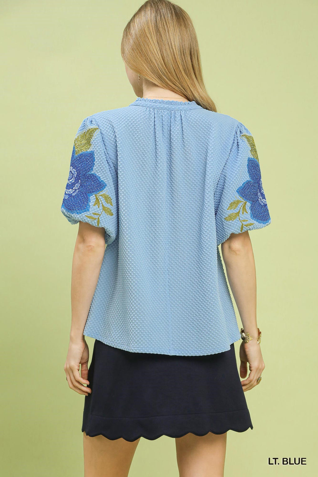 Umgee Textured Jacquard V-Neck Bubble Sleeve Top