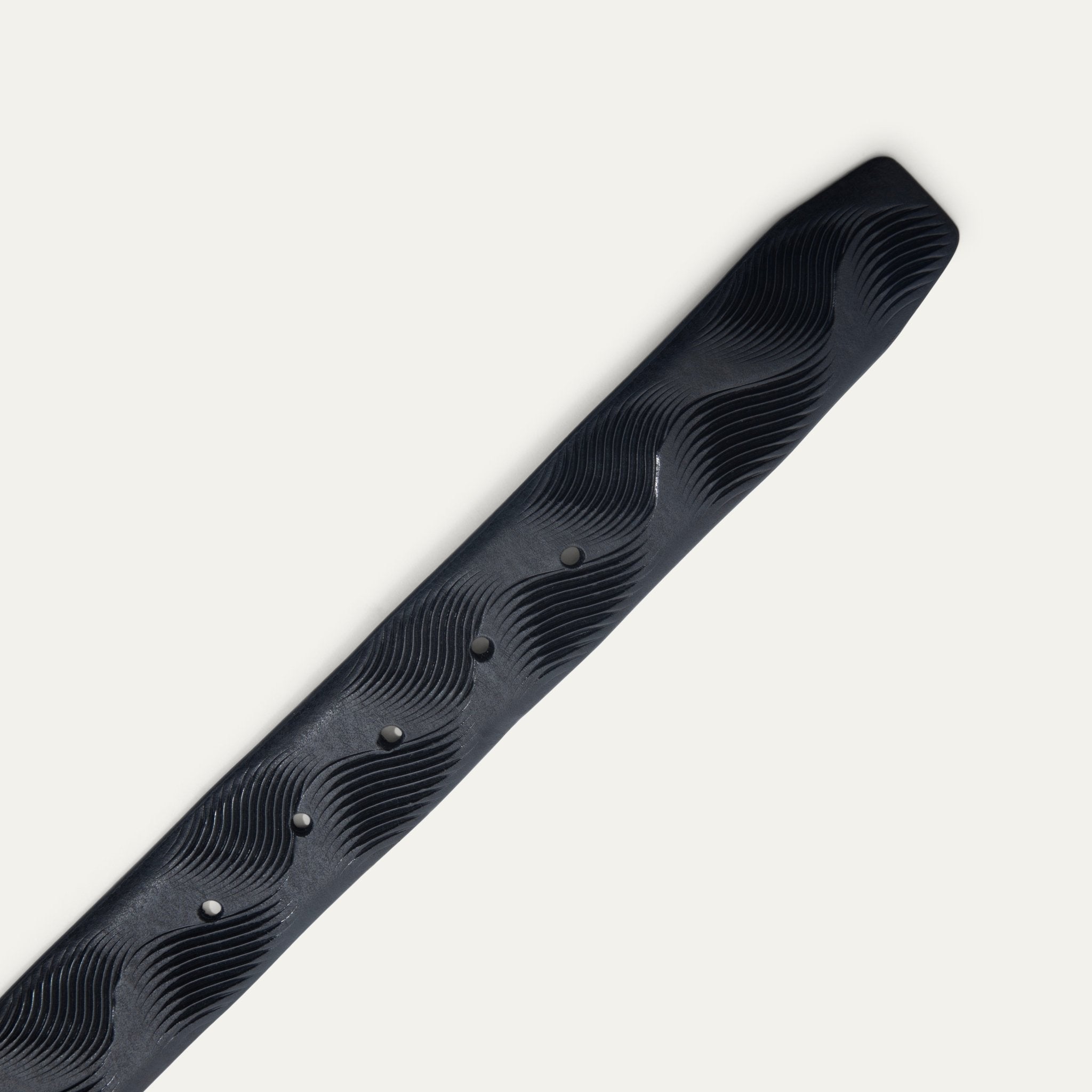 WAVE EMBOSSED BELT