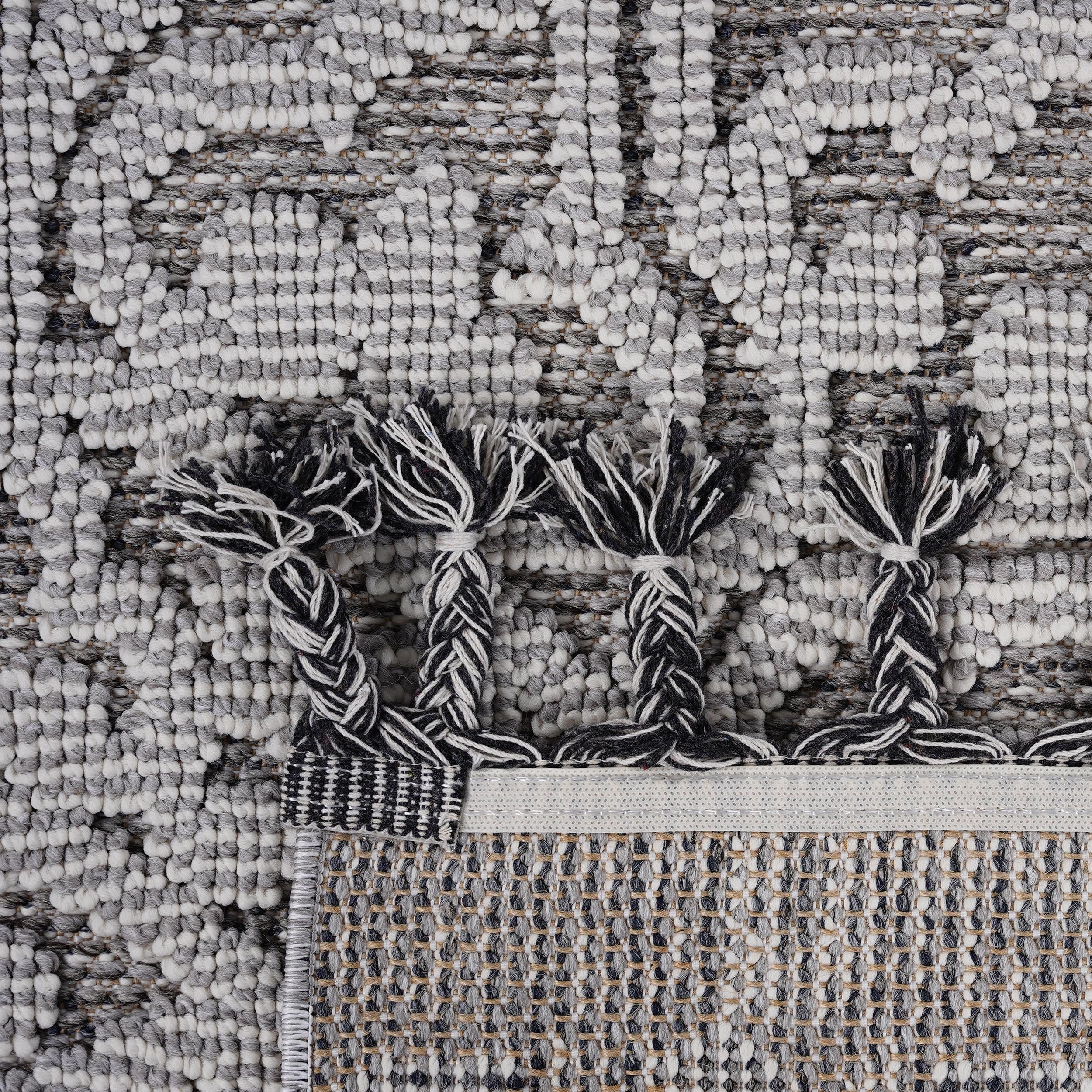NAAR Guros Collection 8X10 Gray / White / Medallion Indoor / Outdoor Area Rug