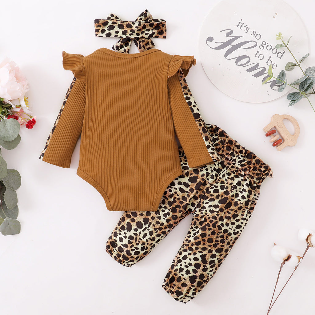 Newborn Baby Girl Outfit Set with Ruffles and Bow