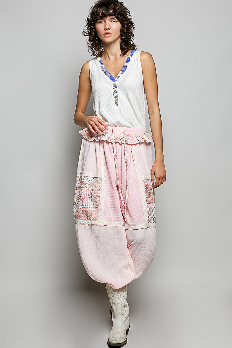 POL Ribbed V-Neck Tank with Contrast Floral Neckband