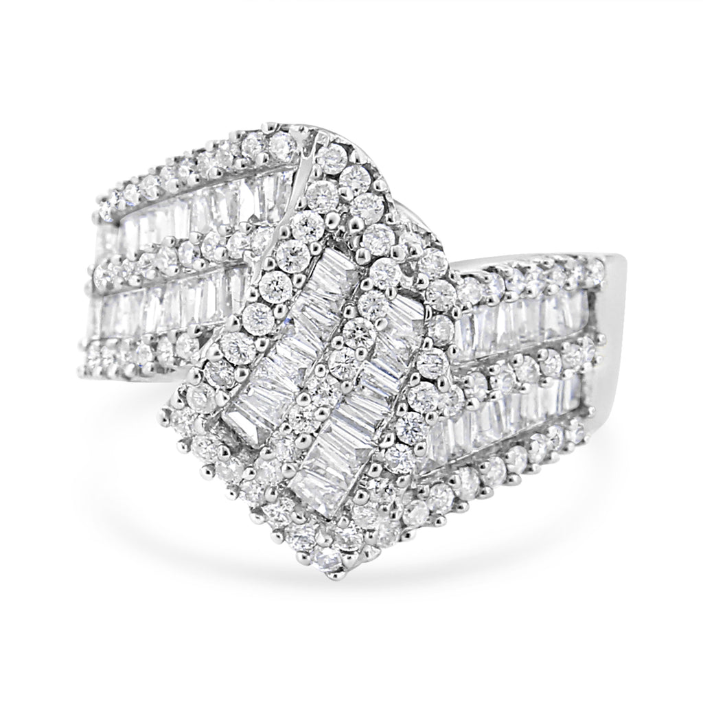 14K White Gold 1-1/2 Cttw Round and Baguette Diamond Bypass Cocktail Ring Band (H-I Color, SI1-SI2 Clarity) - Size 7