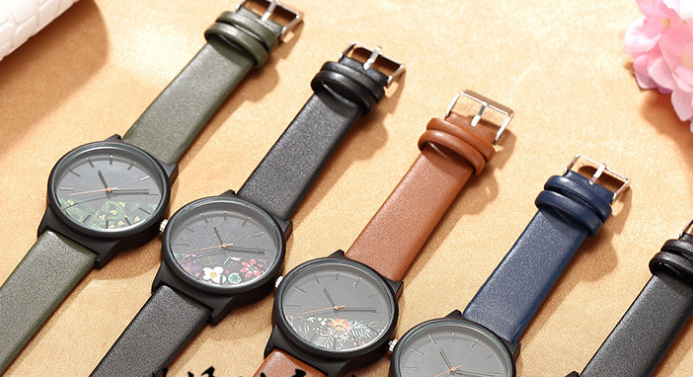 New Korean Style Unisex Quartz Watch with Tropical Design