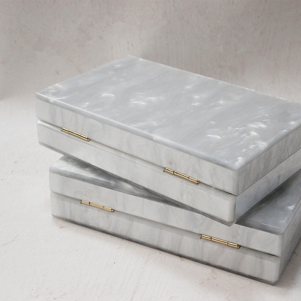 White Shell Pattern Acrylic Clutch Evening Bag