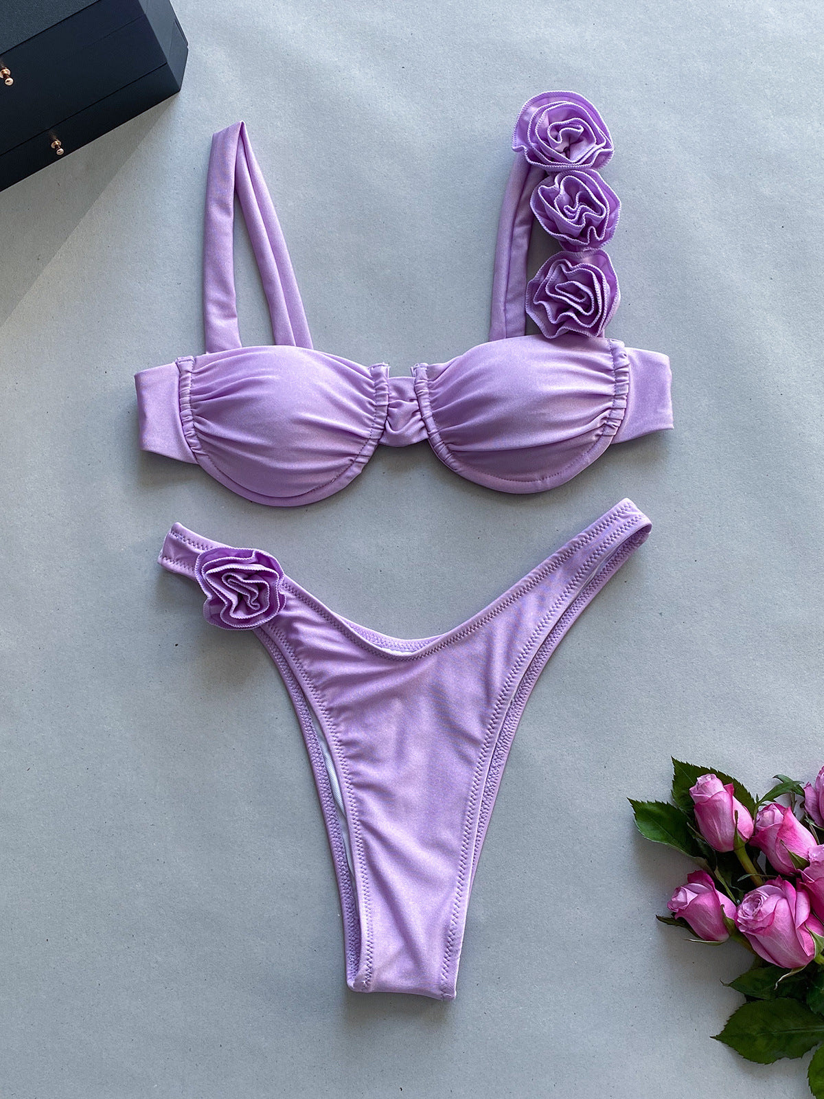 2023 New Women's Bikini with Floral Design