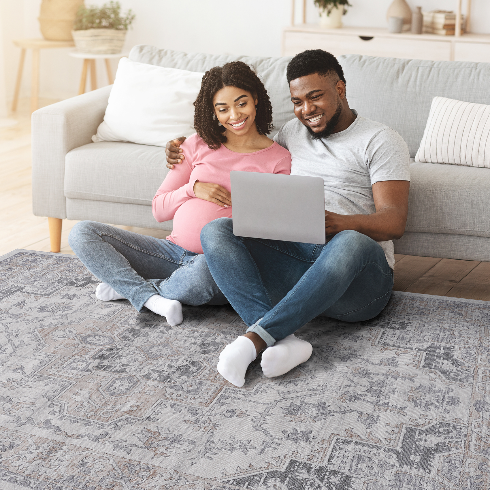 NAAR MARFI Collection 6X9 Ivory / Beige / Oriental Area Rug