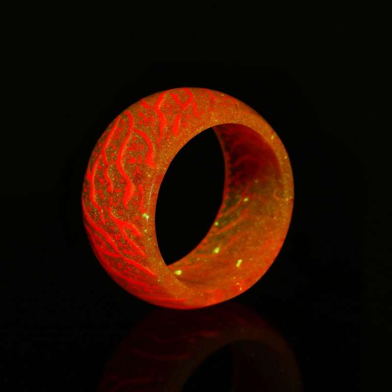 New Magic Forest Glow-in-the-Dark Crackle Ring