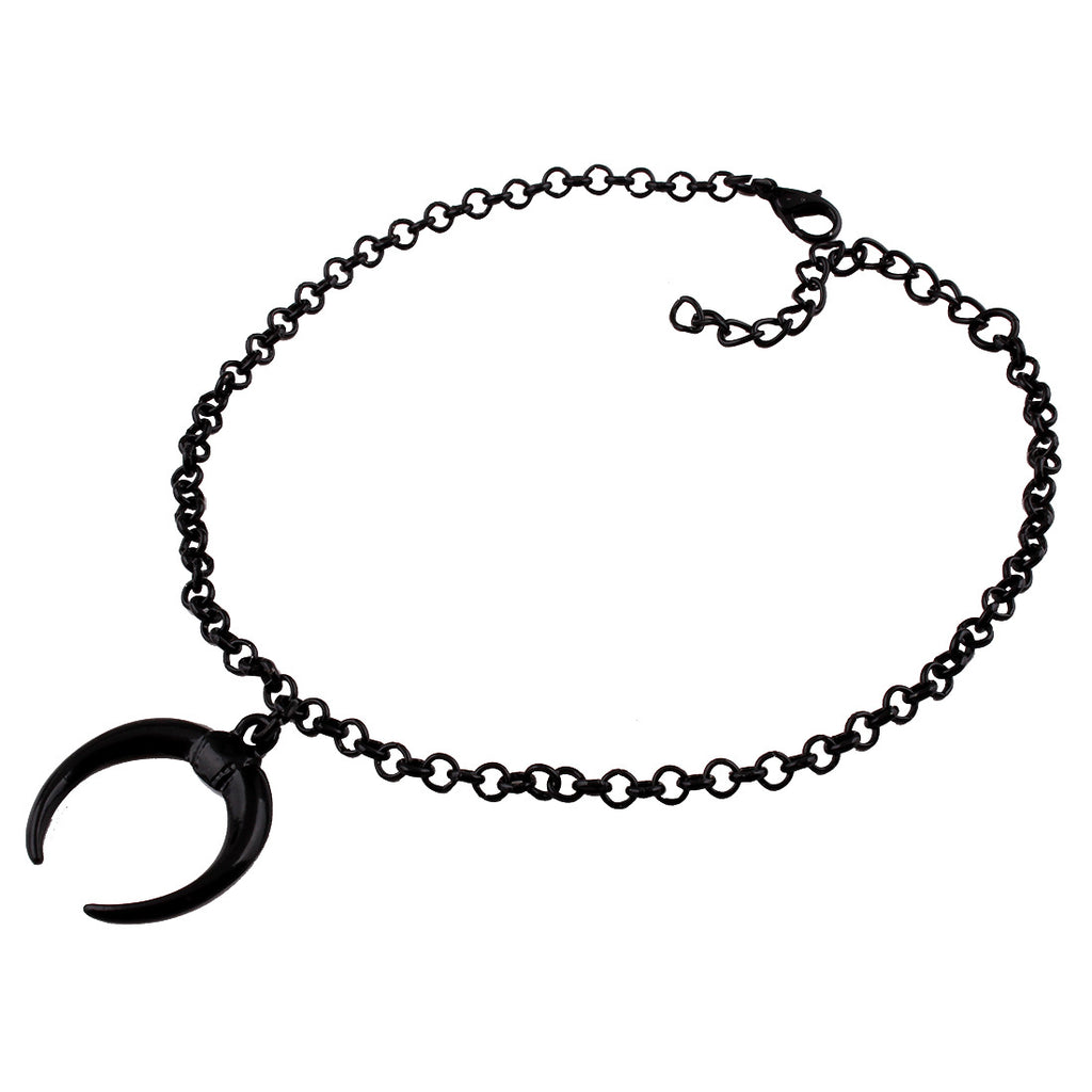 Stylish Crescent Moon Necklace for Everyday Wear