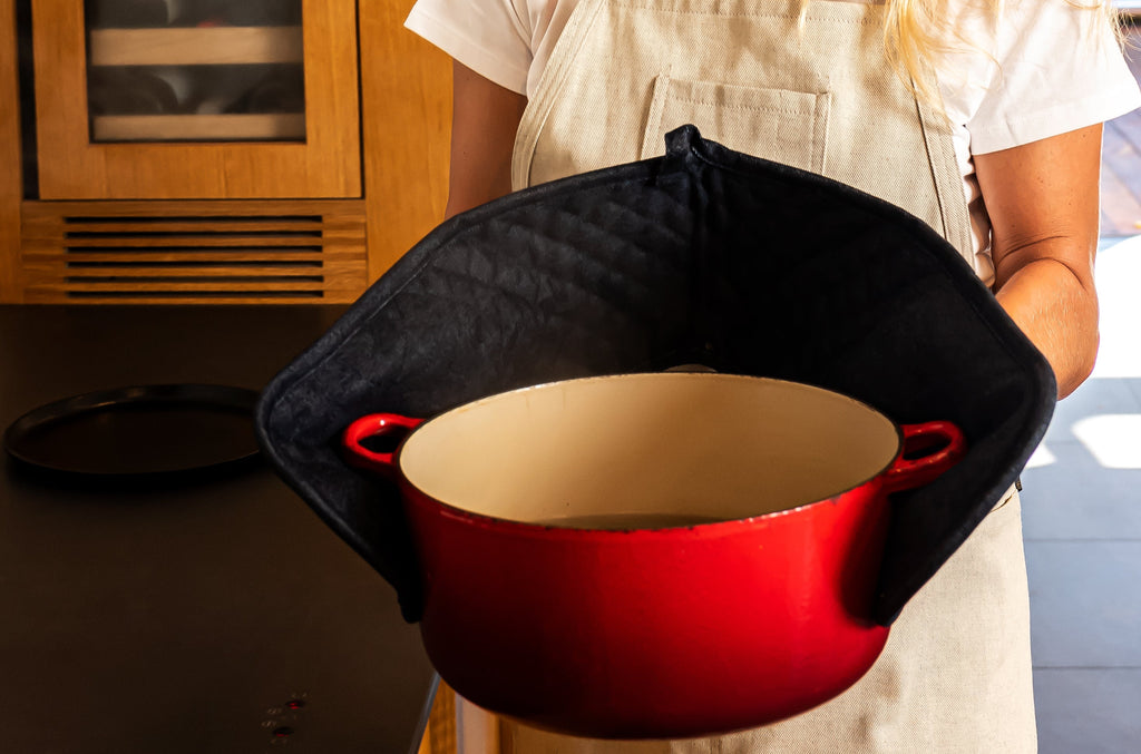 CASSEROLE HANDLES