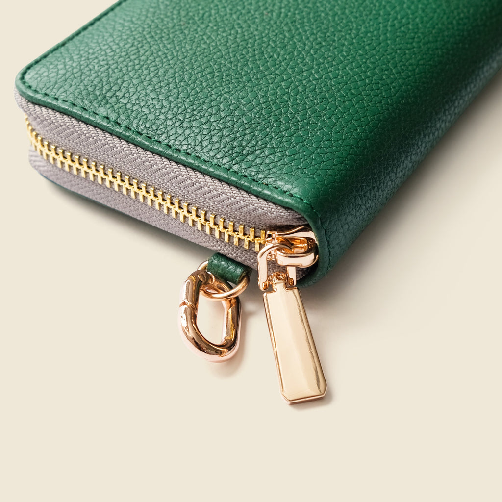 Small Zipper Wallet with Detachable Key Ring - Green