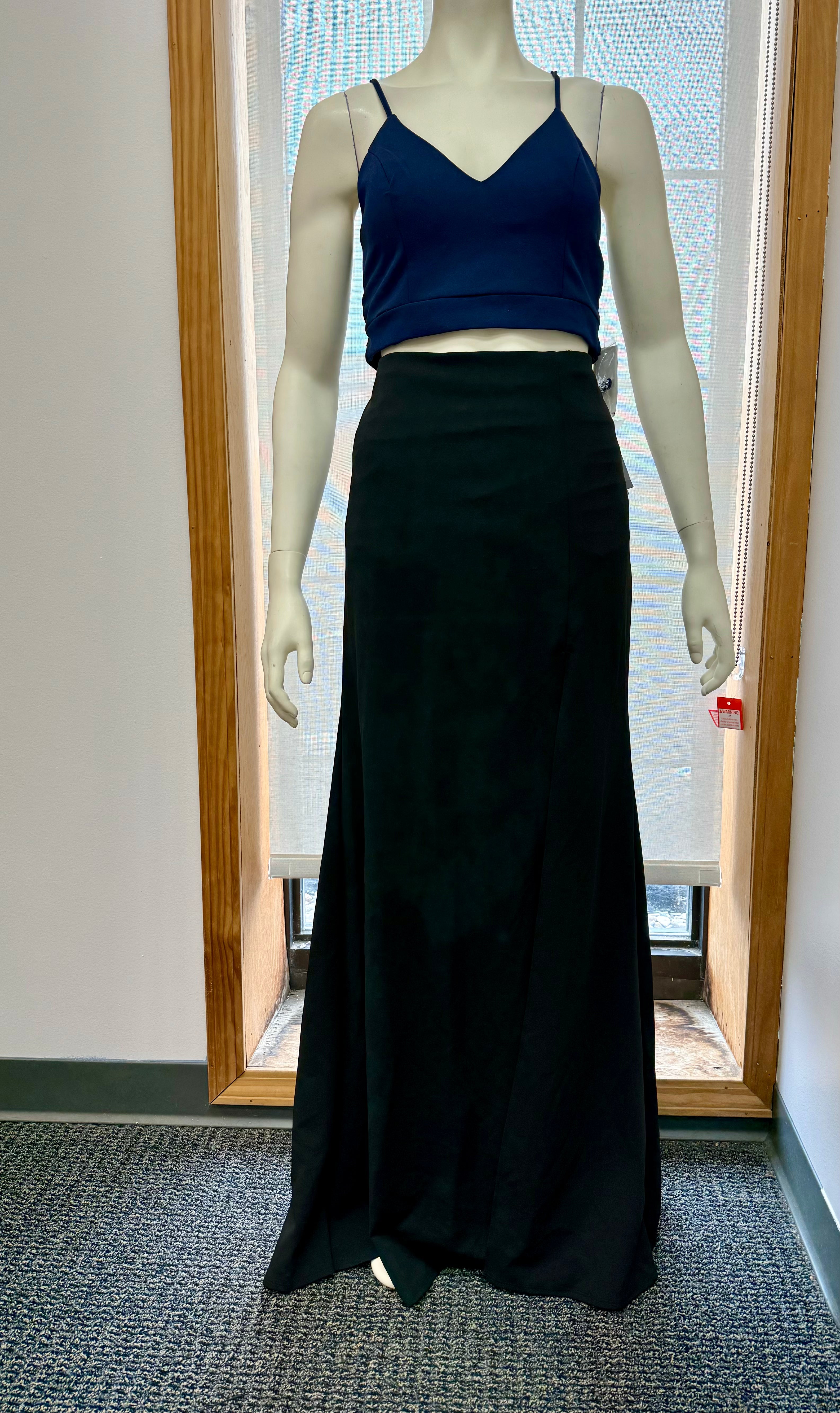 B Darlin Juniors 2-PC. Lace-Back Slit Gown ? Navy/Black Size 13/14