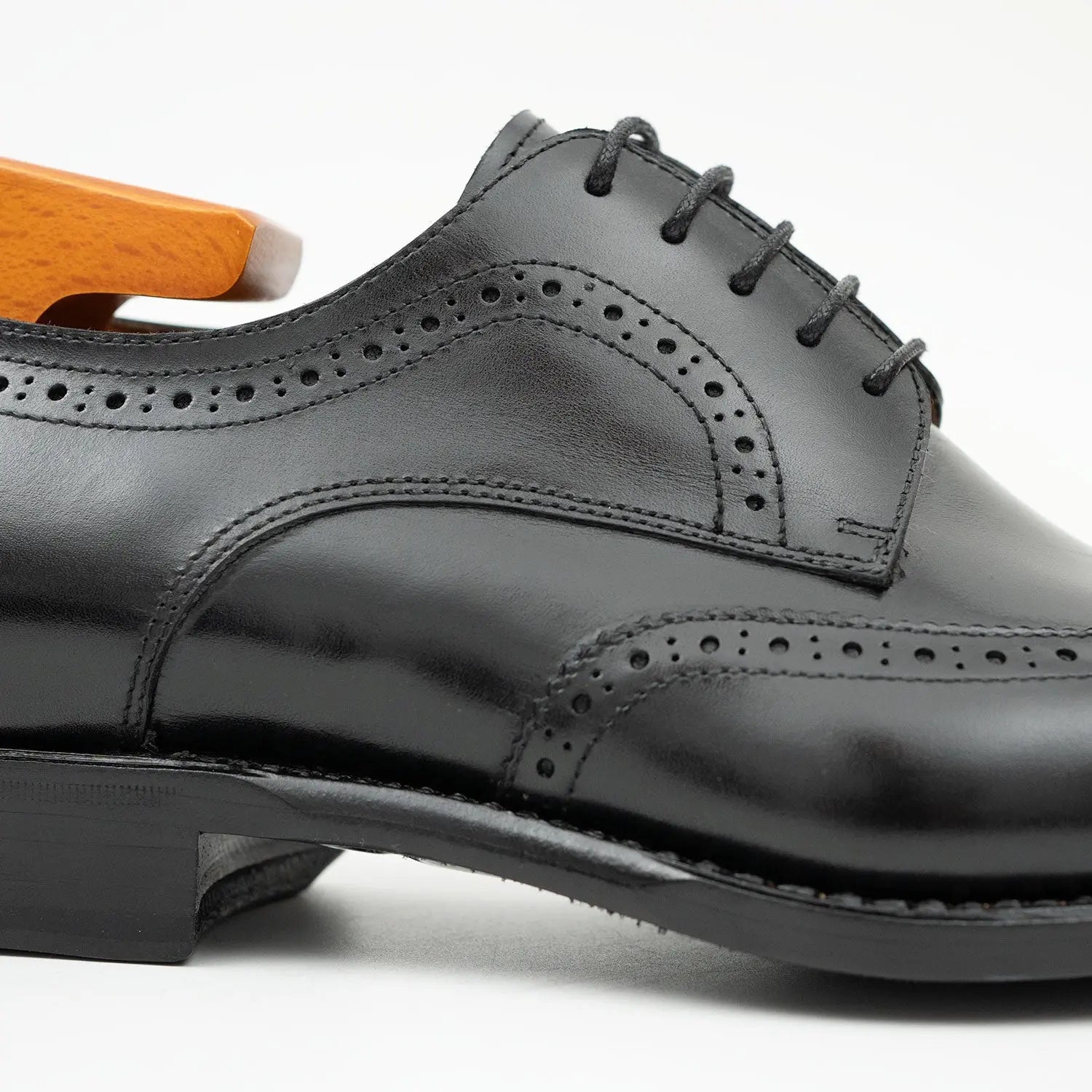 Goodyear welt derby shoes Brogue style Black
