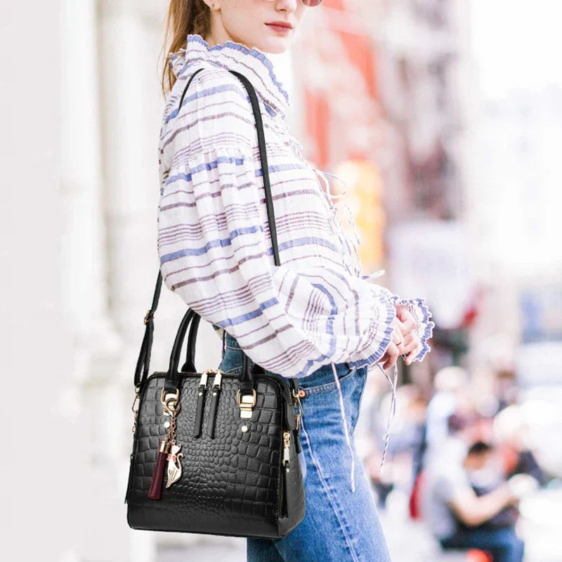 Luxury Crocodile Pattern Handbag for Women | Winter New PU Leather Tassel Shoulder Bag (Brands Design Handle Bag, Lady Purse)