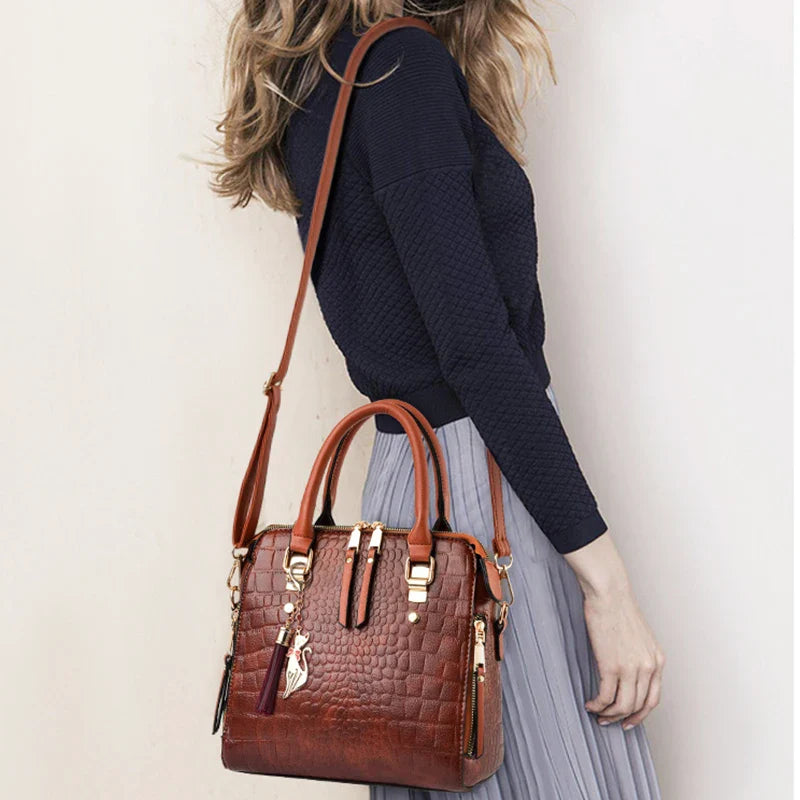 Luxury Crocodile Pattern Handbag for Women | Winter New PU Leather Tassel Shoulder Bag (Brands Design Handle Bag, Lady Purse)