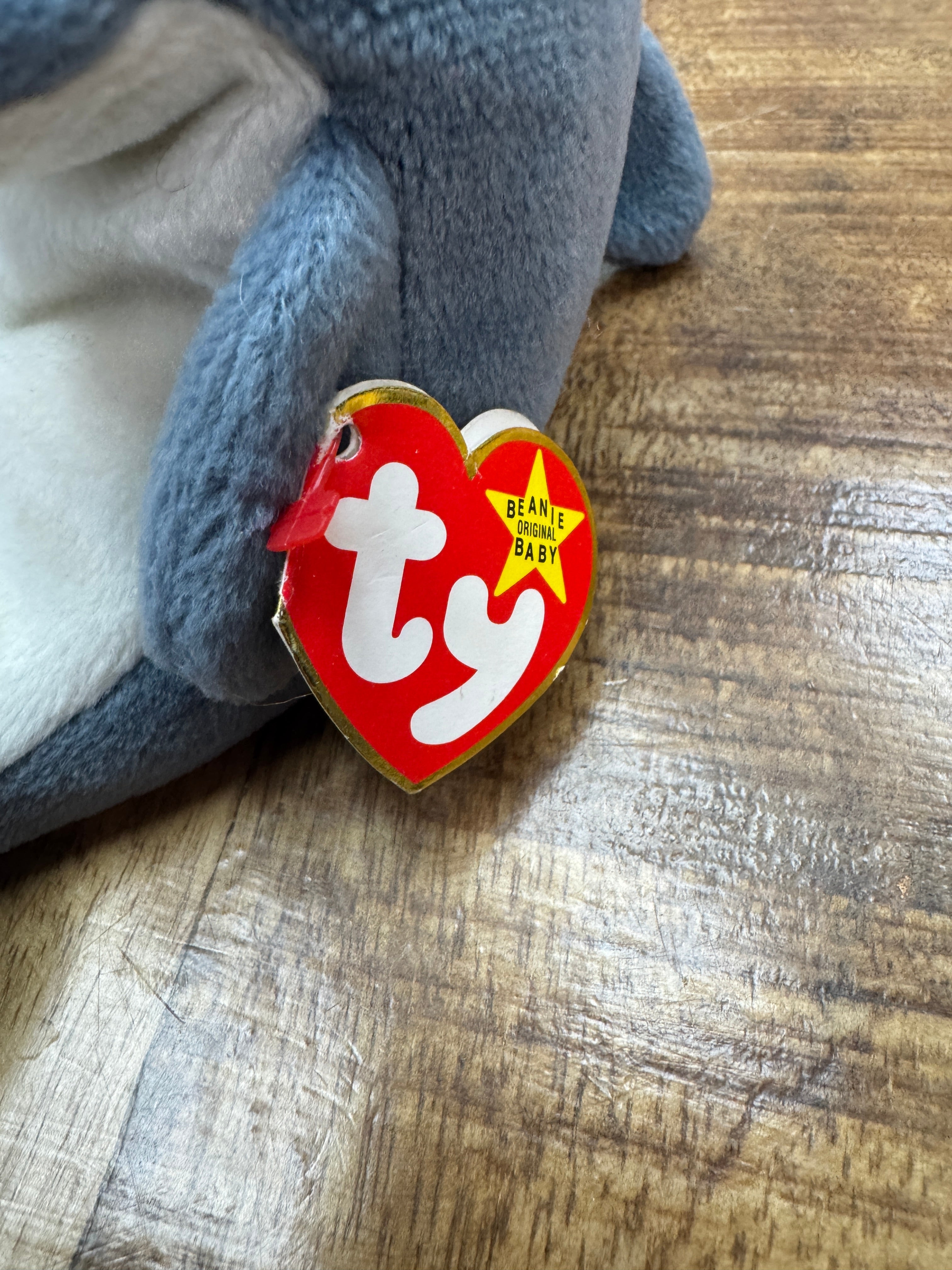 Ty Beanie Baby – Echo the Dolphin, Very Rare With Errors
