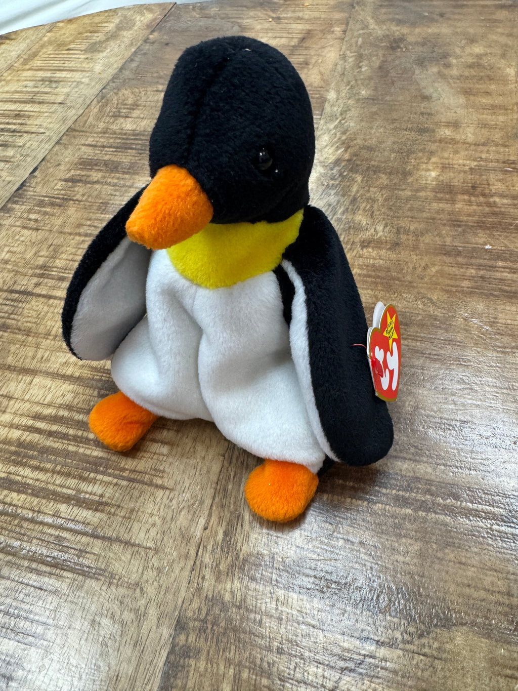 TY Beanie Baby - WADDLE the Penguin DOB December 19, 1995 MWMTs Collectible Toy