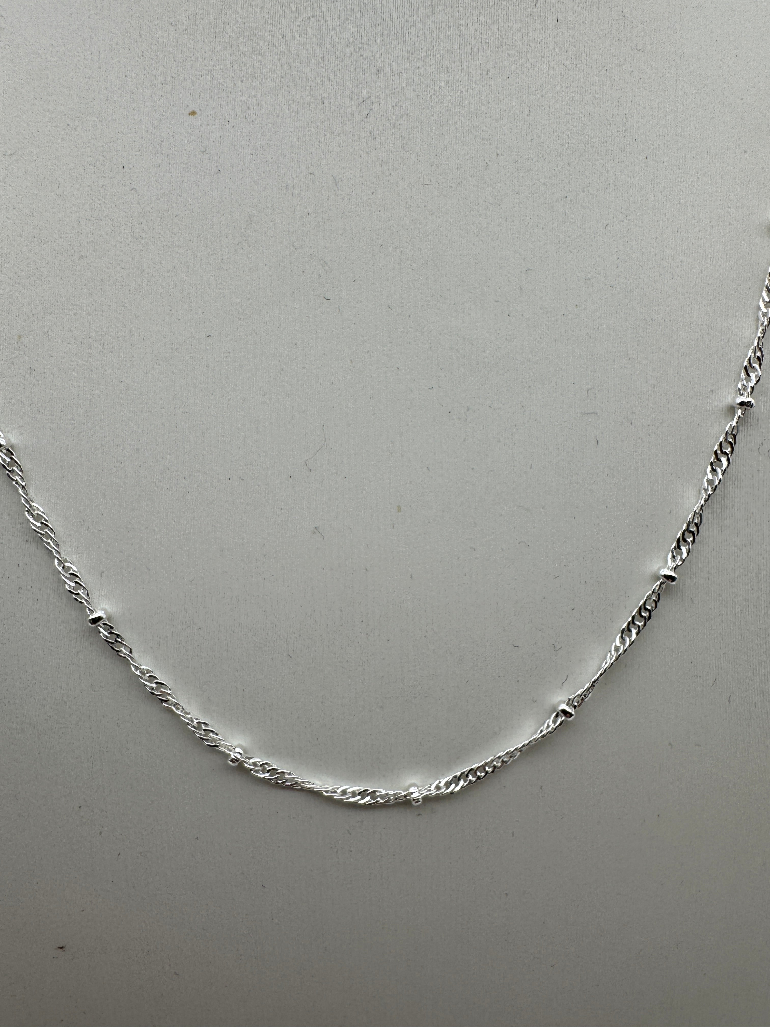 And Now This Silver Plated Box Link 18in Chain Necklace