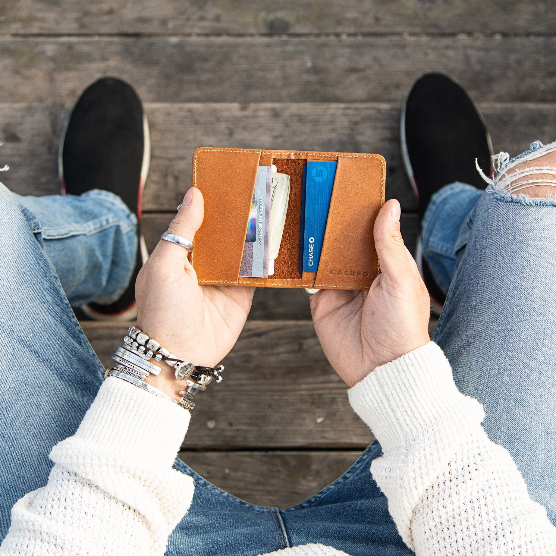 Compact Bifold with RFID protection - Natural
