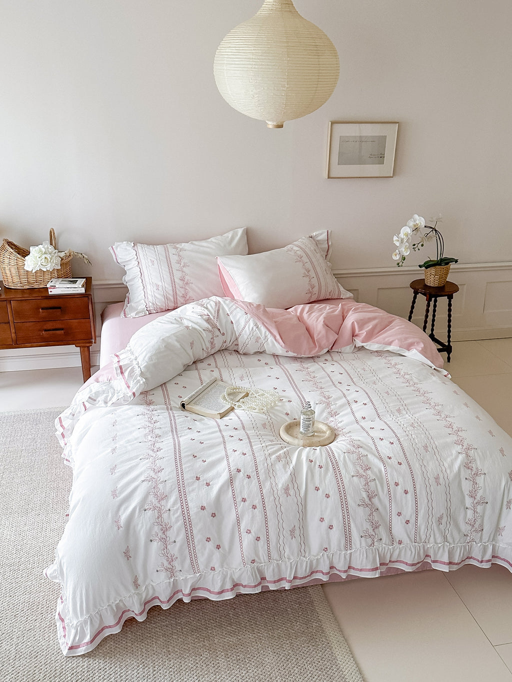 Embroidered French Lace Ruffle Bedding Set / Pink