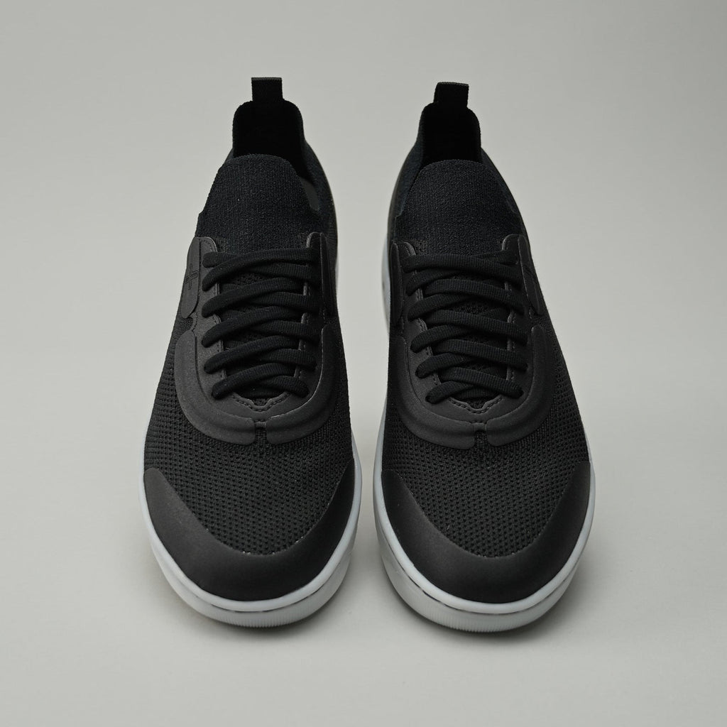 Skiff2 Black