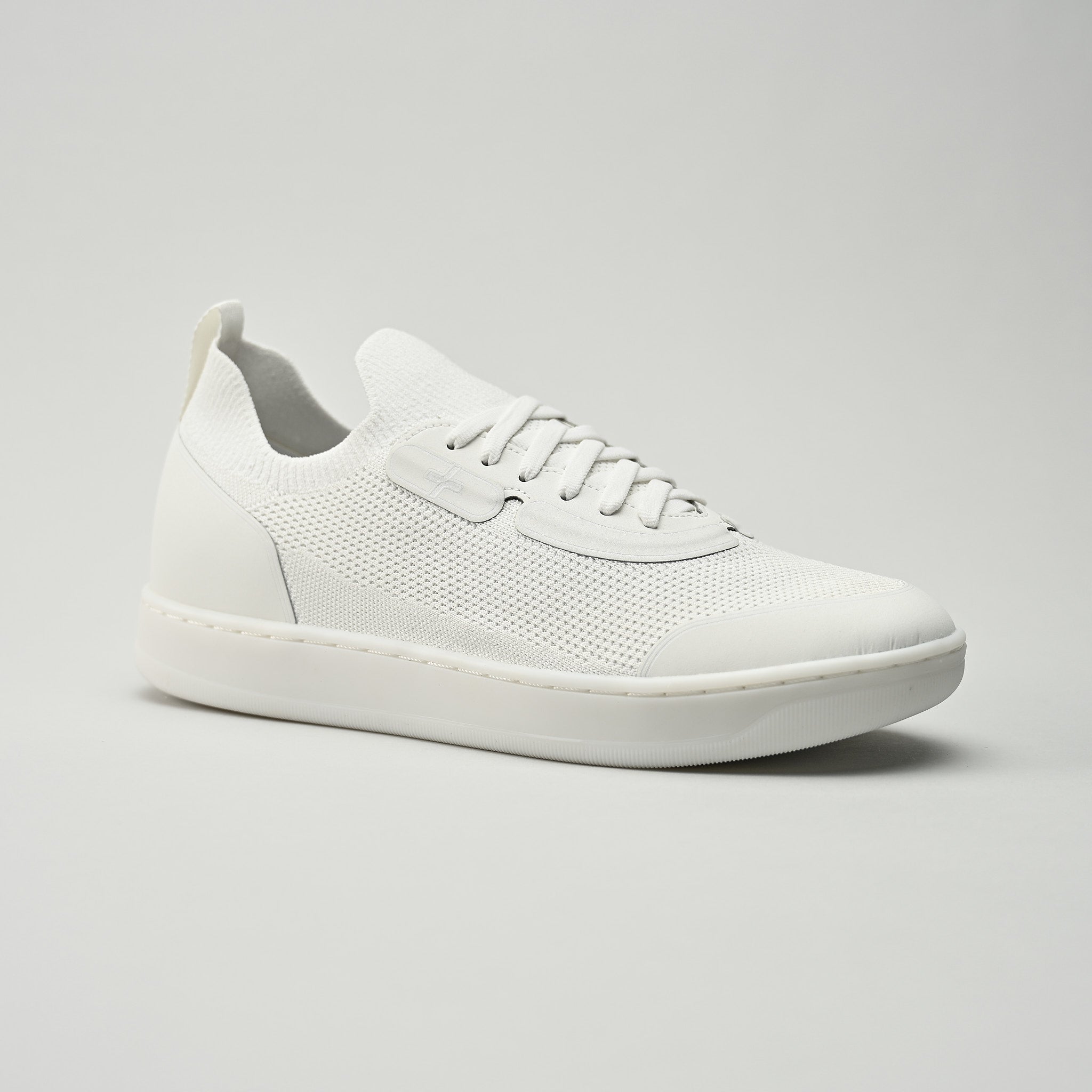 Skiff2 White Out